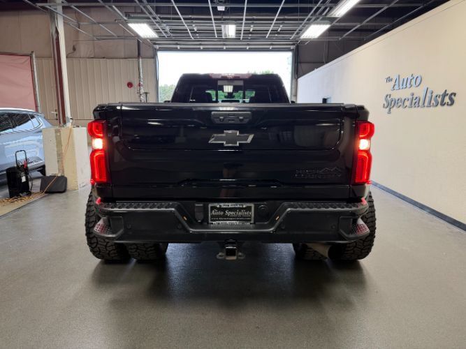 Used 2022 Chevrolet Silverado 3500 High Country AWD/4WD image 4
