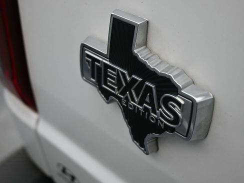 Used 2024 Ford F150 XLT w/ Equipment Group 302A MID image 32