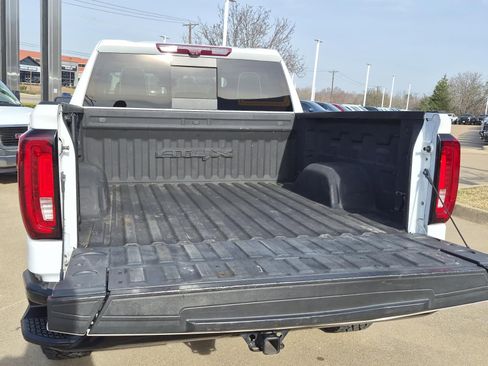 Certified 2023 GMC Sierra 1500 AT4X image 9