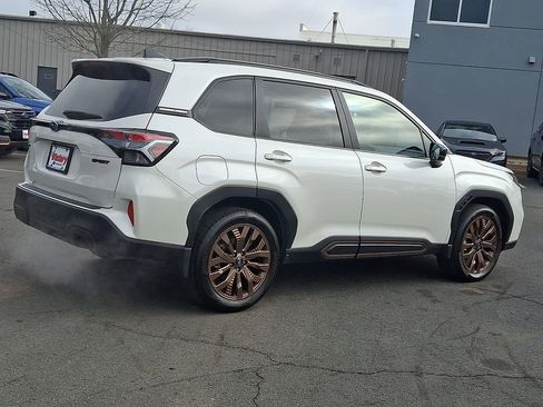 Used 2025 Subaru Forester Sport image 6