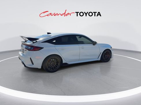 Used 2025 Honda Civic Type R image 8