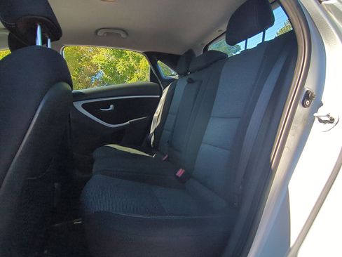 Used 2014 Hyundai Elantra GT image 27