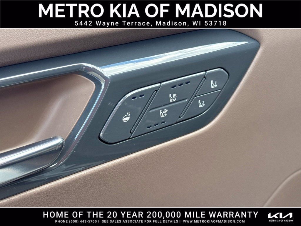 Used 2024 Kia EV9 Land AWD/4WD image 13