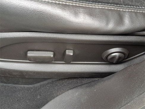 Used 2014 GMC Acadia Denali image 21