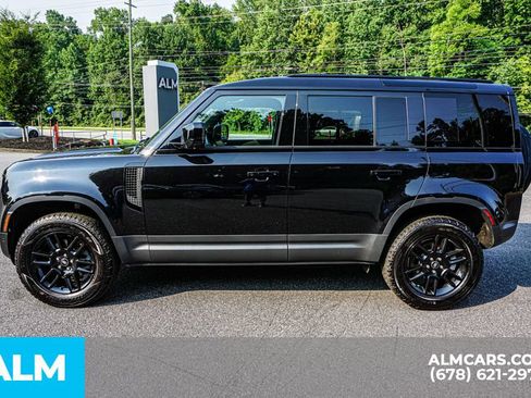 Used 2025 Land Rover Defender 110 S AWD/4WD image 7