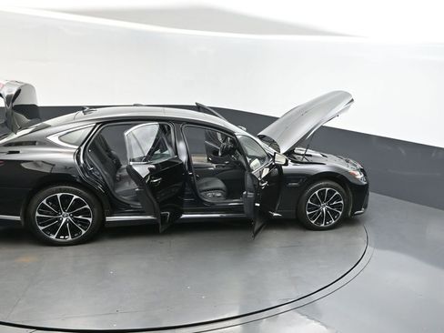 Used 2023 Lexus LS 500h AWD w/ Luxury Package image 51