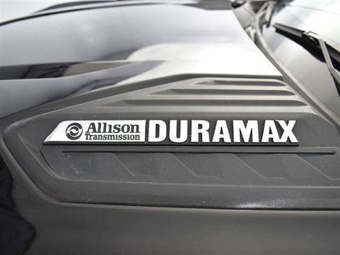 Used 2022 Chevrolet Silverado 2500 High Country image 10