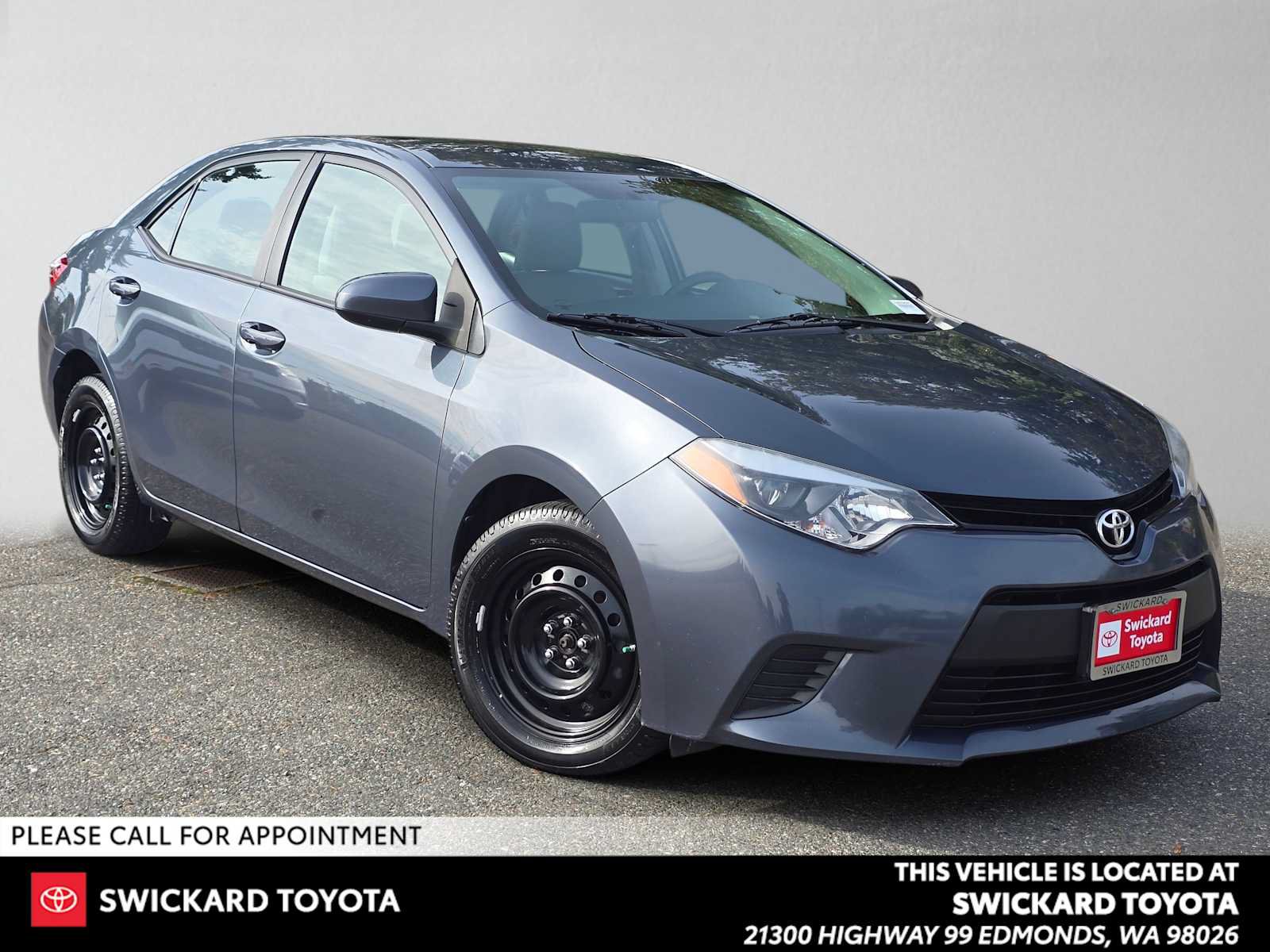 Used 2014 Toyota Corolla LE FWD image 1