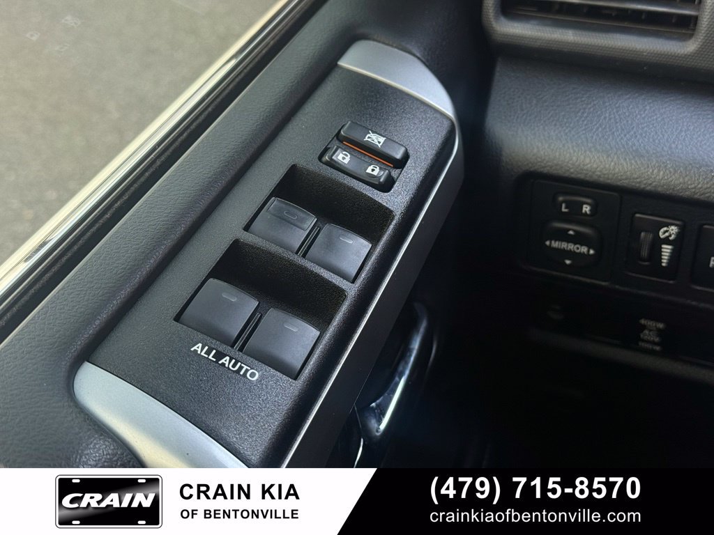 Used 2019 Toyota 4Runner Limited AWD/4WD image 10
