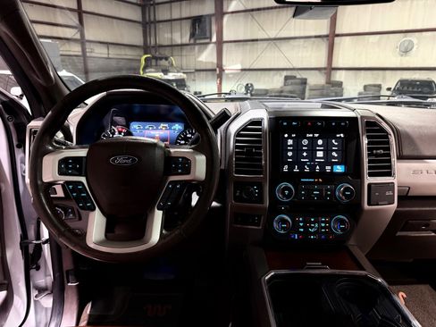 Used 2018 Ford F250 King Ranch w/ King Ranch Ultimate Package image 29