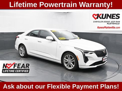 Used 2024 Cadillac CT4 Luxury RWD image 3