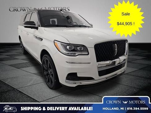 Used 2022 Lincoln Navigator L Black Label image 1