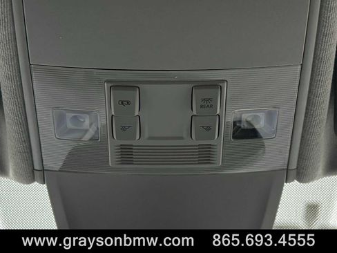 Used 2024 Volkswagen Tiguan Wolfsburg Edition image 30