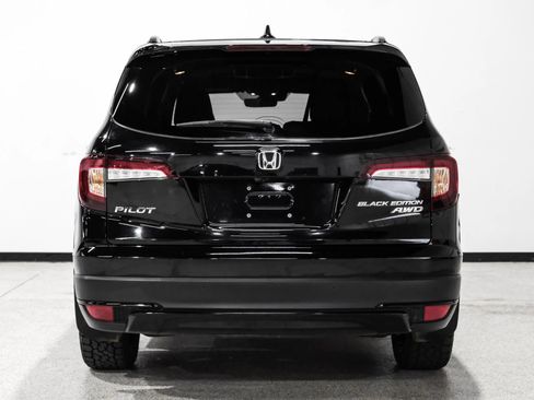 Used 2022 Honda Pilot Black Edition image 7