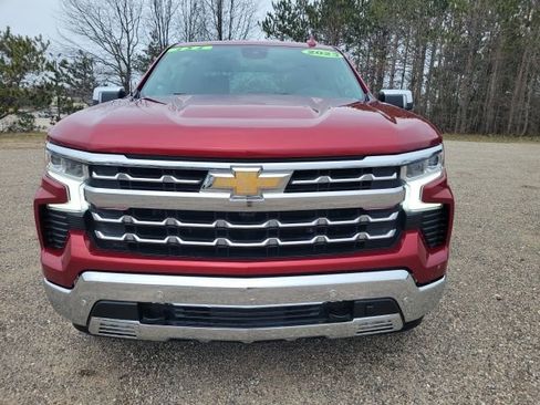 Used 2023 Chevrolet Silverado 1500 LTZ w/ Z71 Off-Road Package AWD/4WD image 3