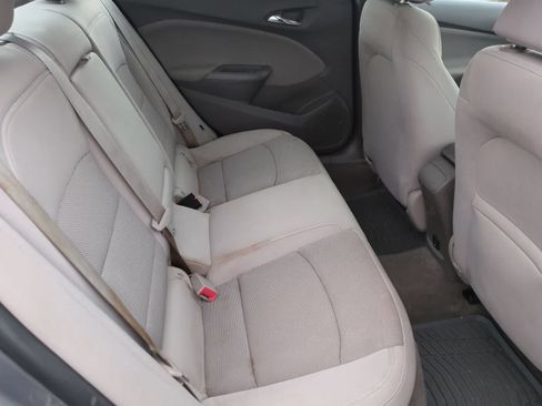 Used 2018 Chevrolet Cruze LT w/ Convenience Package FWD image 20