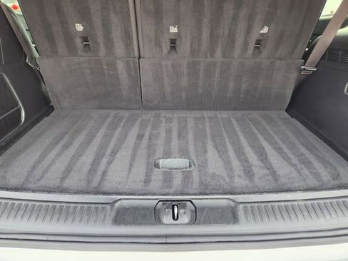 Used 2024 Jeep Wagoneer Series III image 34