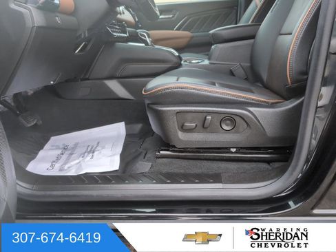 Used 2024 GMC Canyon AT4 image 28