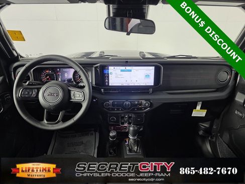 New 2025 Jeep Wrangler Unlimited Rubicon w/ Steel Bumper Group image 27