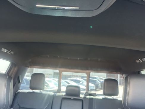 Used 2024 Ford F150 Lariat w/ FX4 Off-Road Package image 19