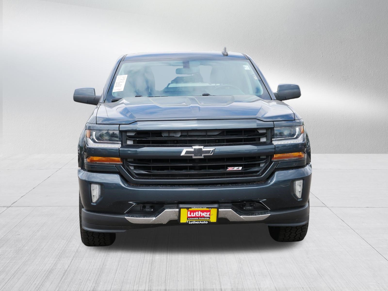 Used 2017 Chevrolet Silverado 1500 LT w/ All Star Edition AWD/4WD image 2