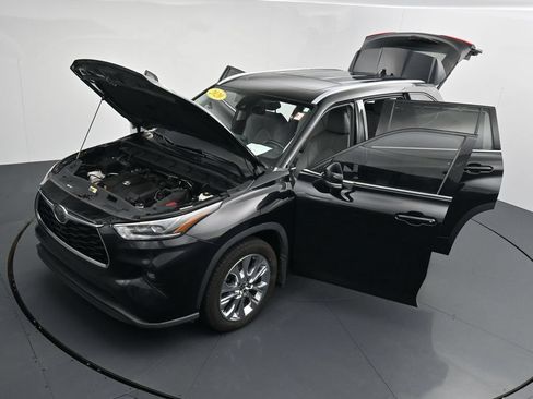Used 2020 Toyota Highlander Limited AWD/4WD image 43
