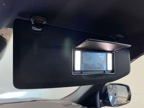 Used 2023 Jeep Grand Cherokee Limited w/ Luxury Tech Group II image 35