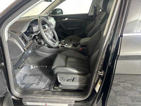 Used 2024 Audi Q5 2.0T Premium Plus w/ Premium Plus Package AWD/4WD image 9