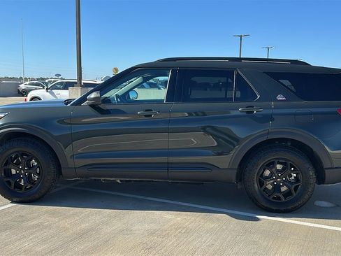 Used 2023 Ford Explorer Timberline image 11