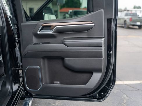 Used 2024 Chevrolet Silverado 1500 LT AWD/4WD image 13