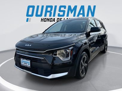 Used 2025 Kia Niro LX