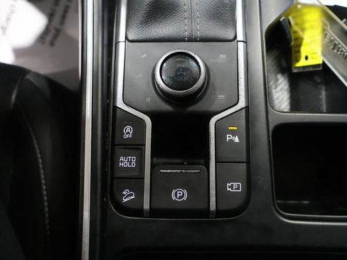 Used 2024 Kia Sorento S AWD/4WD image 36