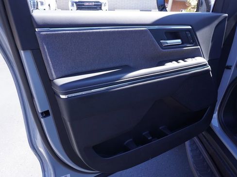 New 2026 GMC Sierra EV Elevation image 15