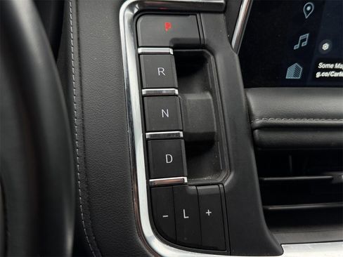 Used 2024 Chevrolet Tahoe LT image 21