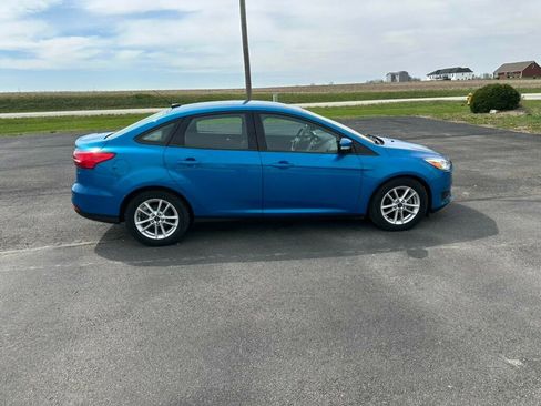 Used 2015 Ford Focus SE image 6