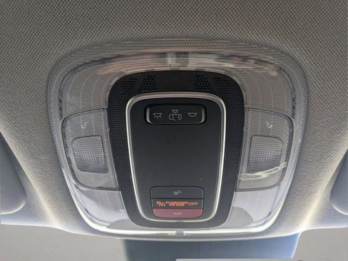 Used 2024 Hyundai Elantra SEL FWD image 18