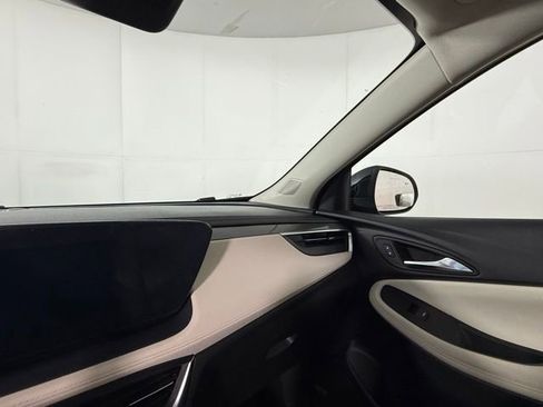 Used 2024 Buick Encore GX Avenir w/ Avenir Convenience Package FWD image 14