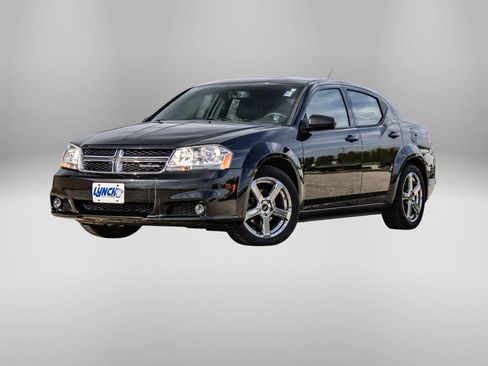 Used 2011 Dodge Avenger Lux FWD image 35