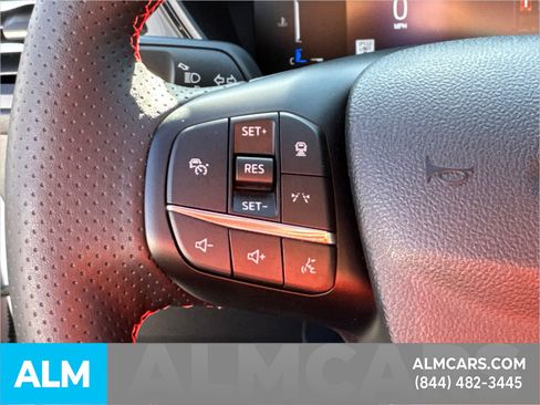 Used 2025 Ford Escape ST-Line w/ Equipment Group 301A image 30