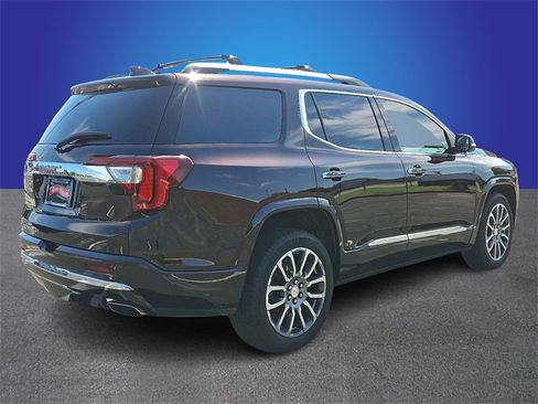 Used 2021 GMC Acadia Denali w/ Denali Technology Package image 4