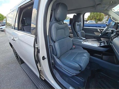 Used 2018 Lincoln Navigator L Black Label image 14