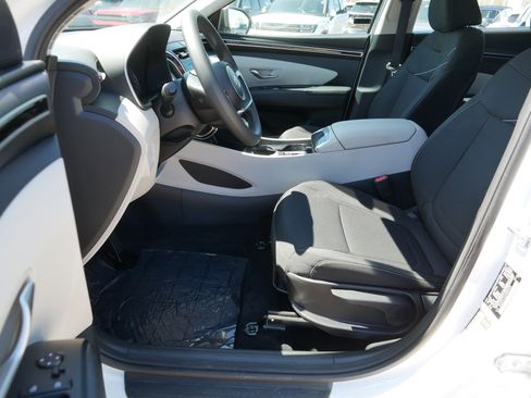 Used 2022 Hyundai Tucson SE AWD/4WD image 12
