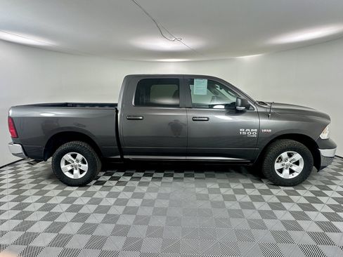 Used 2019 RAM 1500 Classic SLT w/ Luxury Group AWD/4WD image 7