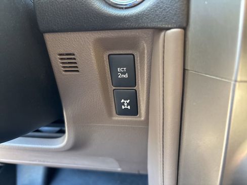 Used 2021 Lexus GX 460 Premium w/ Premium Package image 18