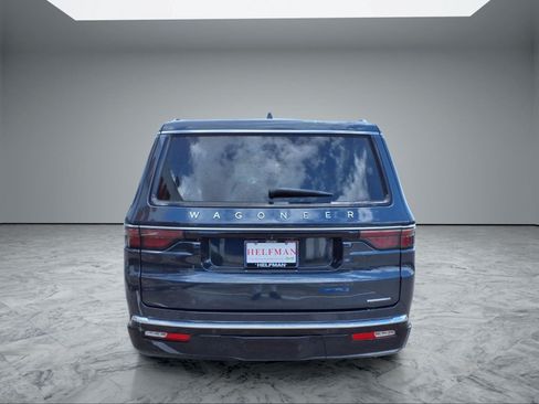 Used 2023 Jeep Wagoneer Series II w/ Flexible Seating Group RWD image 6