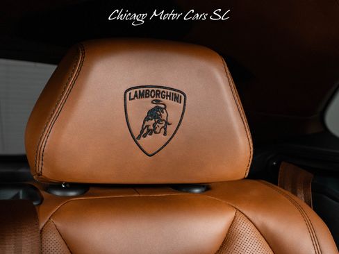 Used 2021 Lamborghini Urus AWD/4WD image 52
