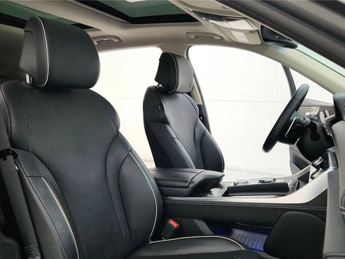 Used 2023 Genesis GV80 2.5T w/ Prestige Package image 42