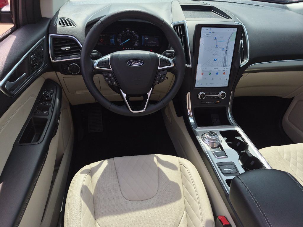 Used 2024 Ford Edge Titanium w/ Titanium Elite Package AWD/4WD image 14