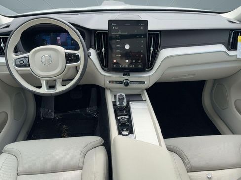 New 2026 Volvo XC60 T8 Ultra w/ Protection Package Premier image 16