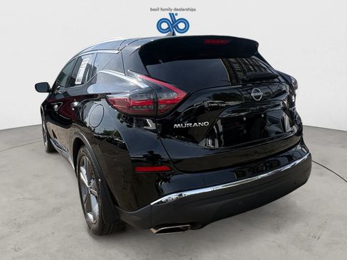 Used 2024 Nissan Murano SV AWD/4WD image 5